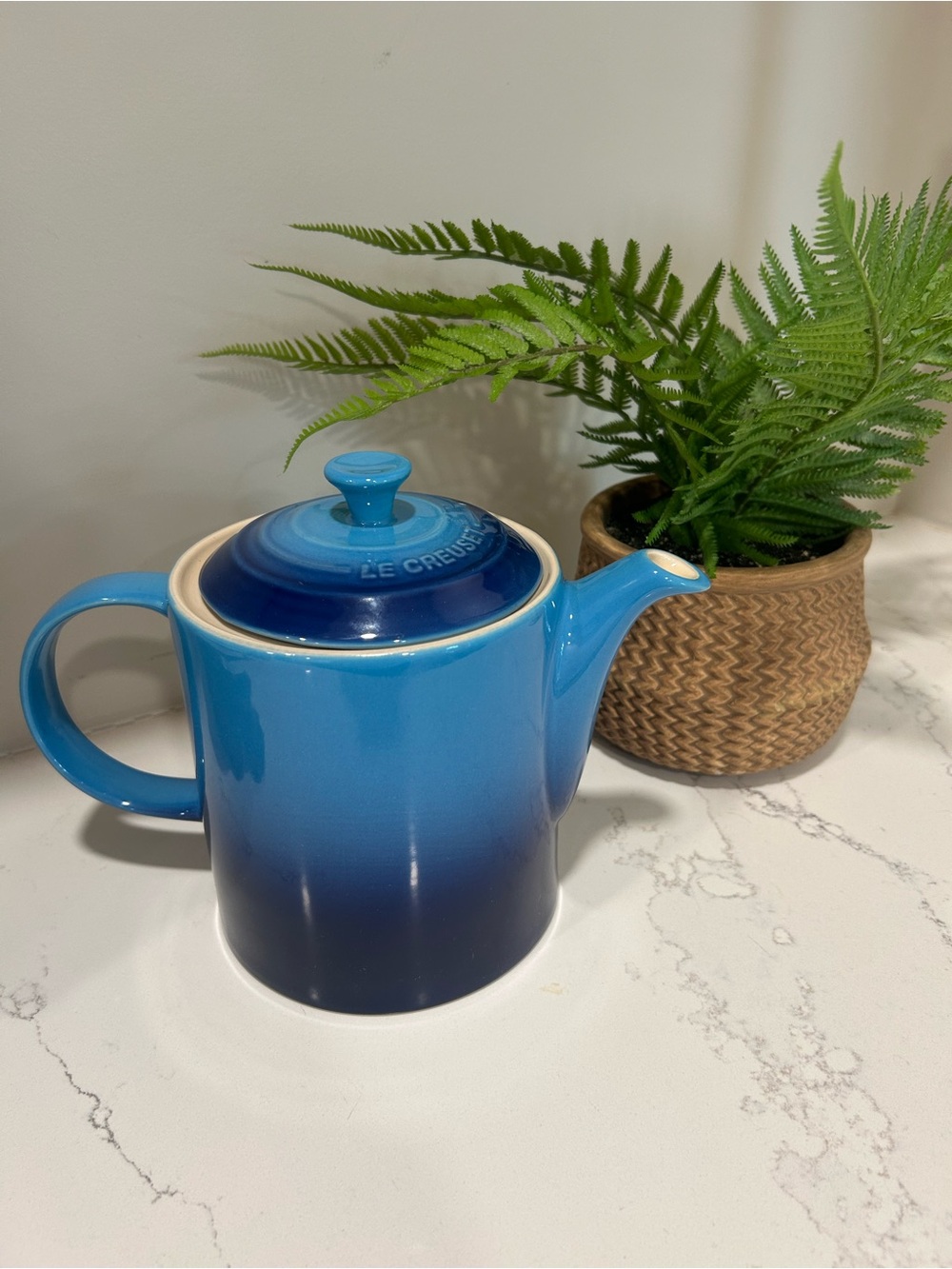 Le Creuset azure blue tea pot- NEW